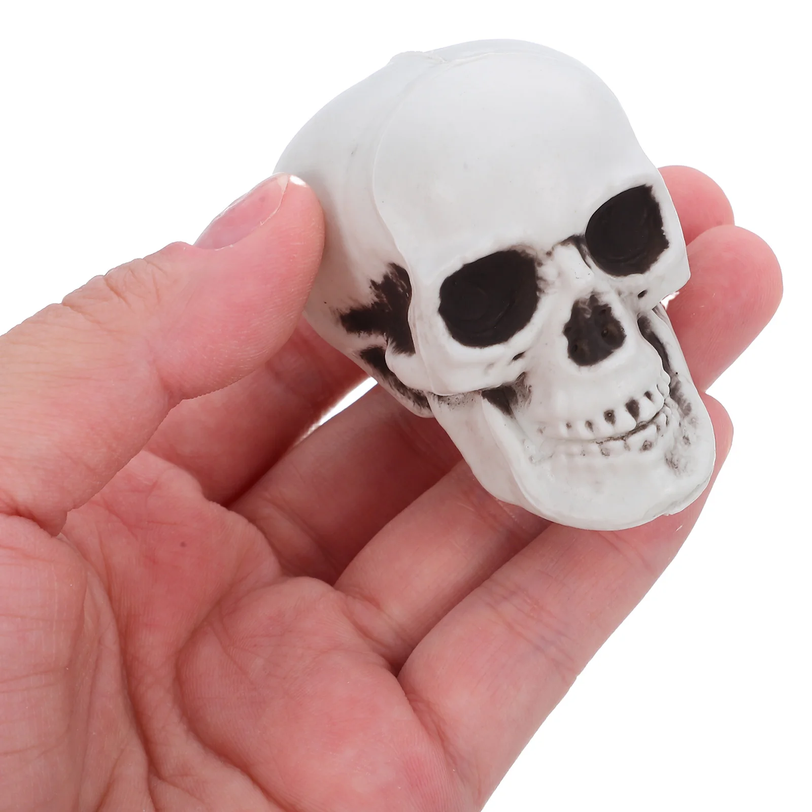

4 Pcs Skull Props Skulls Crafts Baubles Halloween Mini Centerpiece for Table Body Parts Miniature Skeletons Girl Decor