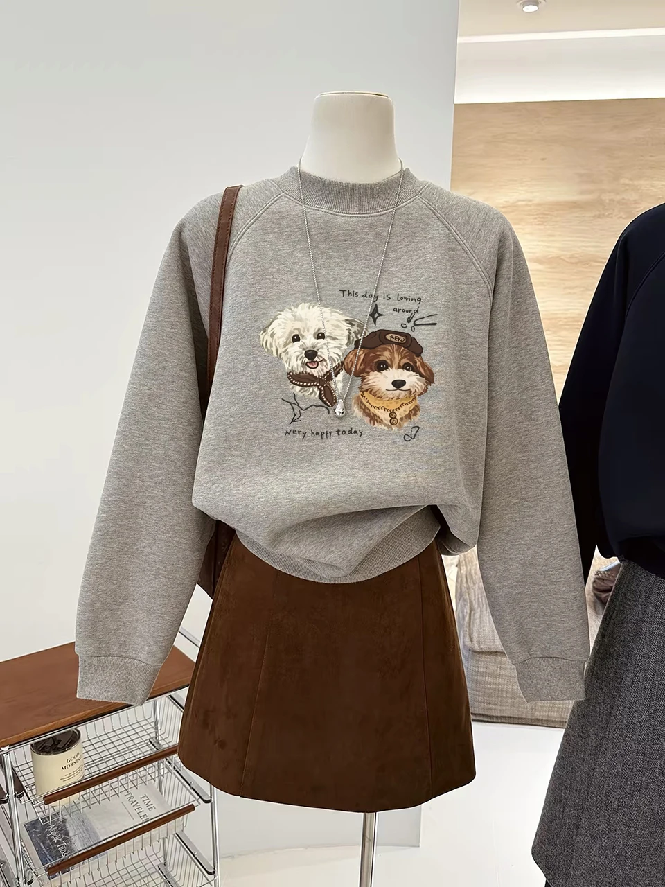 Korean Retro Lazy Cartoon Print round Neck Sweatshirt Women's Autumn Winter Thickened Loose Long Sleeve Fleece Lined Top