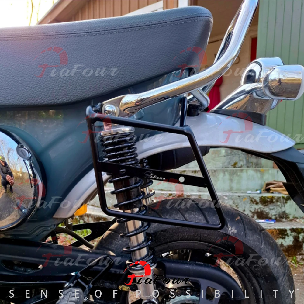 

Крепление для боковой сумки на мотоцикл DAX125 ST125 2021-2024, кронштейн для боковой сумки DAX 125 ST 125