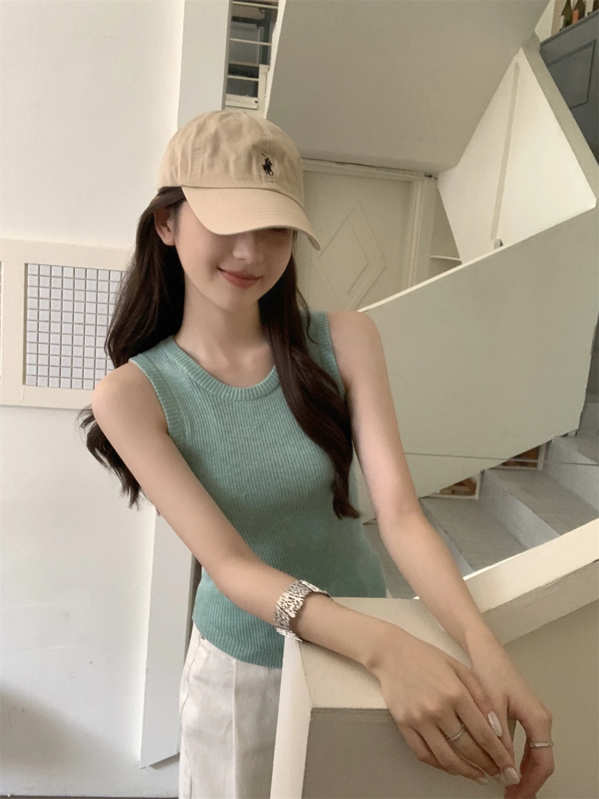 

Korean Sle round Ne Svel Knitted Vest Women Summer Sexy Slimming Casual Personali Top Trendy Commute Wind