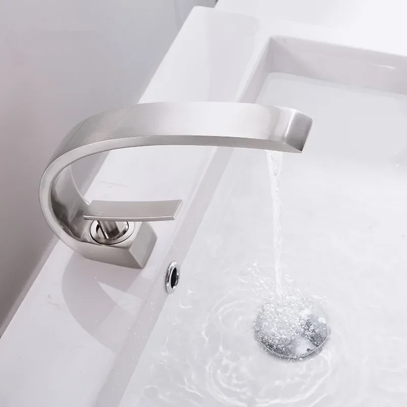 Modern Bathroom Sink Mixer Brass Washbasin Faucet Single Handle Single Hole Faucet Bathroom Elegant Crane grifo lavabo