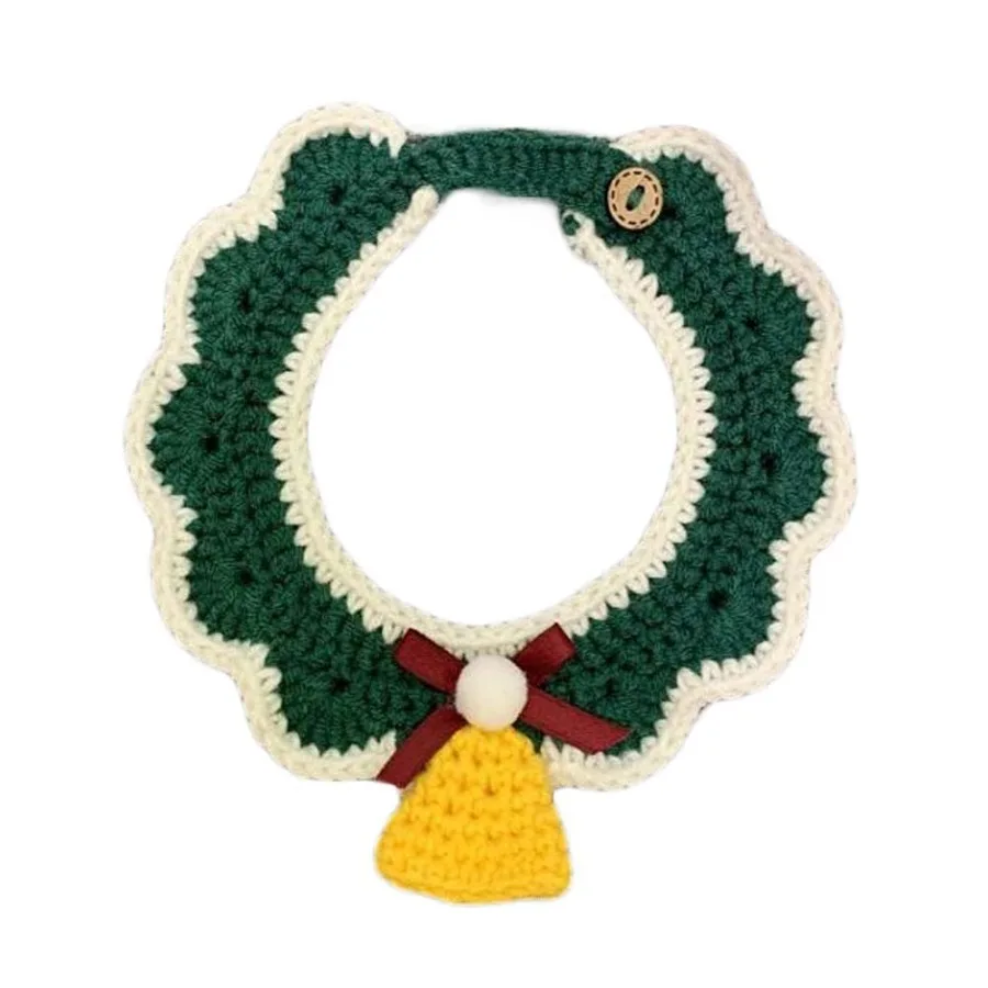 

Green Handmade Knitted Pet Necklace Cat Dog Christmas Jingle Bell Collar Pet Cute Collar Charms Crochet Scarf Bib