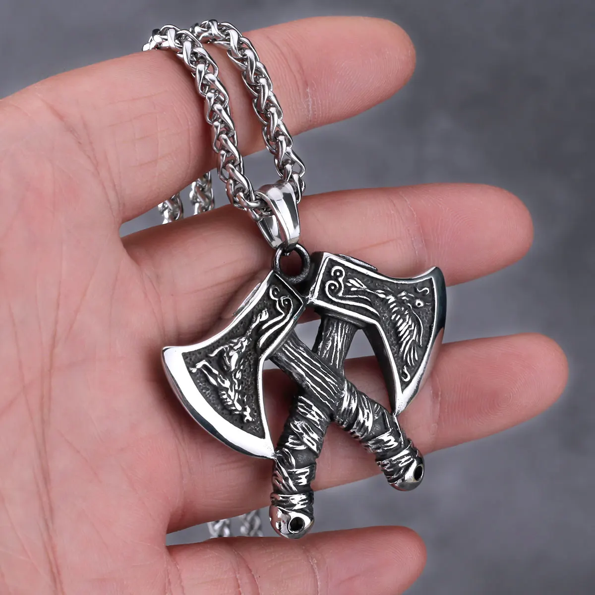 Viking Double Axe Domineering Wolf and Eagle Pendant Necklace Stainless Steel Trending Products Men\'s Jewelry Wholesale