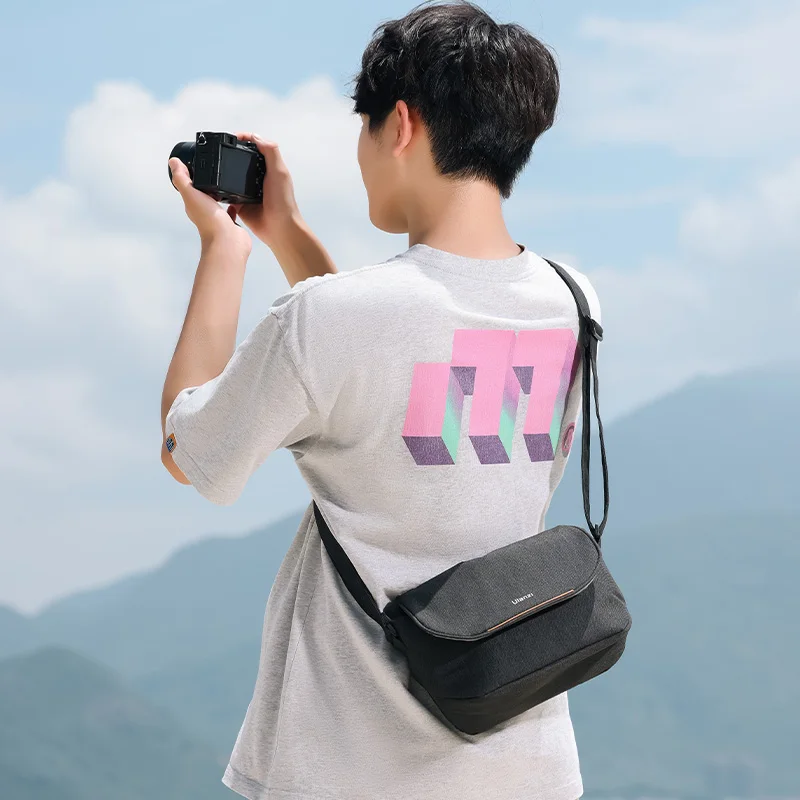 Ulanzi F01 Sling Bag Bolsa a prueba de salpicaduras de capacidad de 3L Bolsa para cámara de viaje al aire libre para DSLR Bolsa de almacenamiento de hombro con divisor extraíble