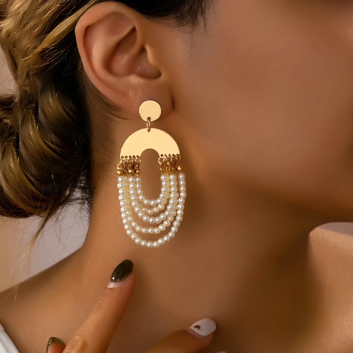 Image of Damen-Ohrringe im Bohemian-Stil mit Imitationsperlen, Vintage-Hofstil, Europäischer Stil, Geeignet für Alltag und Partys