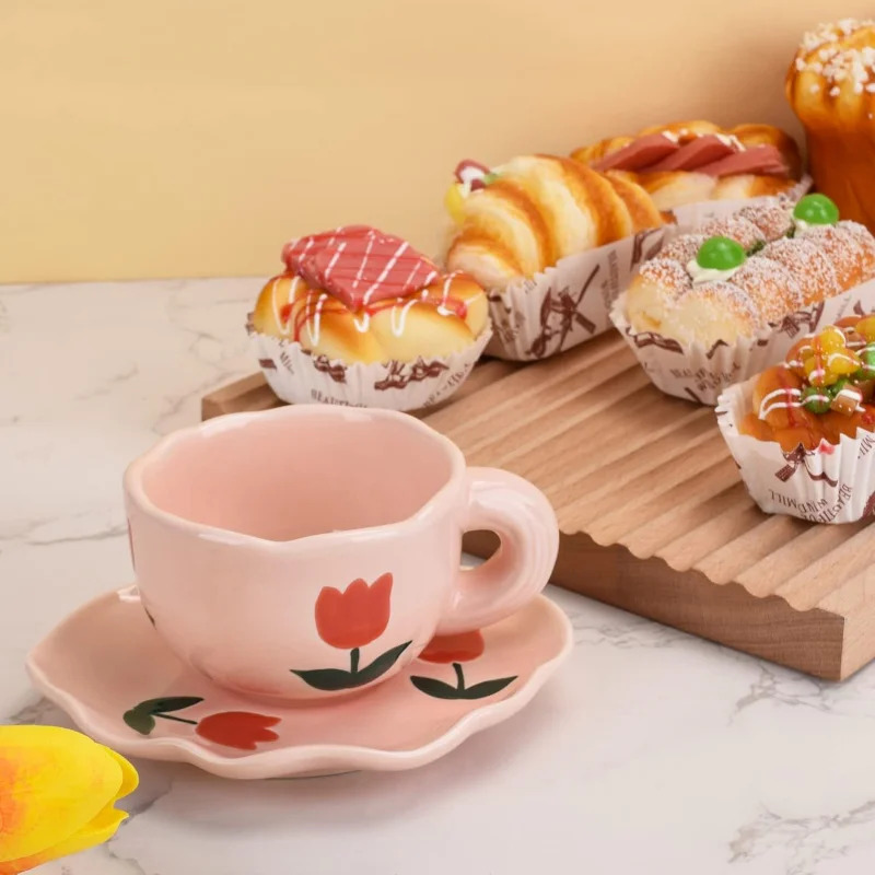 

Cute creative ceramic coffee cup, unique irregular design, dishwasher and microwave safe, 180ml latte milk