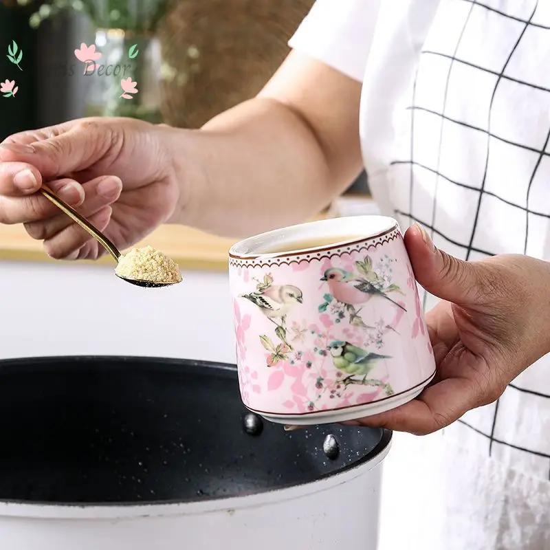 High-end Ceramic Seasoning Jar Set Household Oil Dispenser Vinegar Cruet Salt Pot Kitchen Condiment Storage Containers