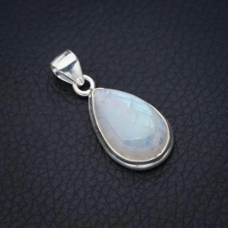 

StarGems Moonstone Handmade 925 Sterling Silver Pendant 1.25" F5016