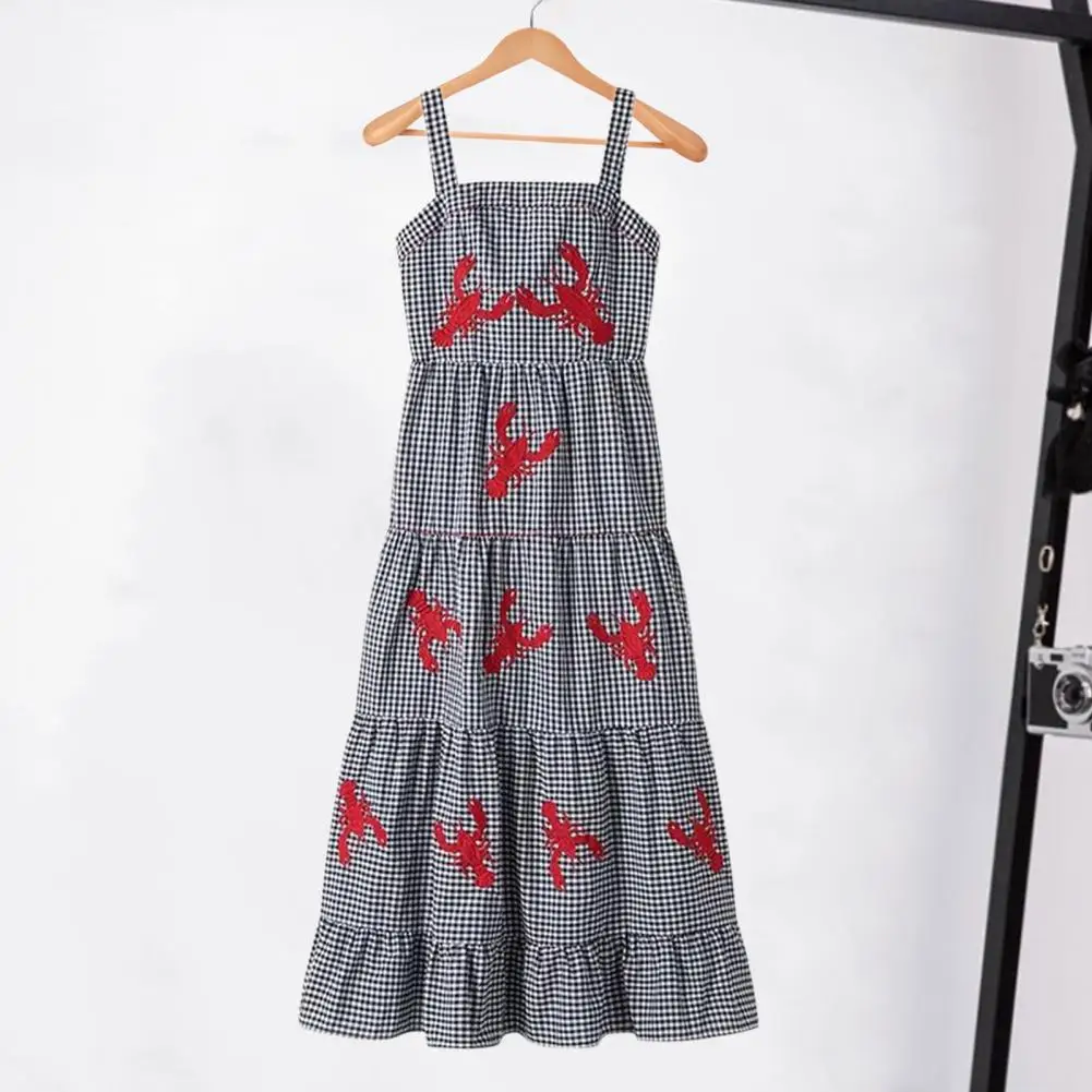 

Women Embroidered Dress Embroidered Lobster Plaid Midi Dress for Summer Vacation A-line Style with Square Neck Loose Hem Soft