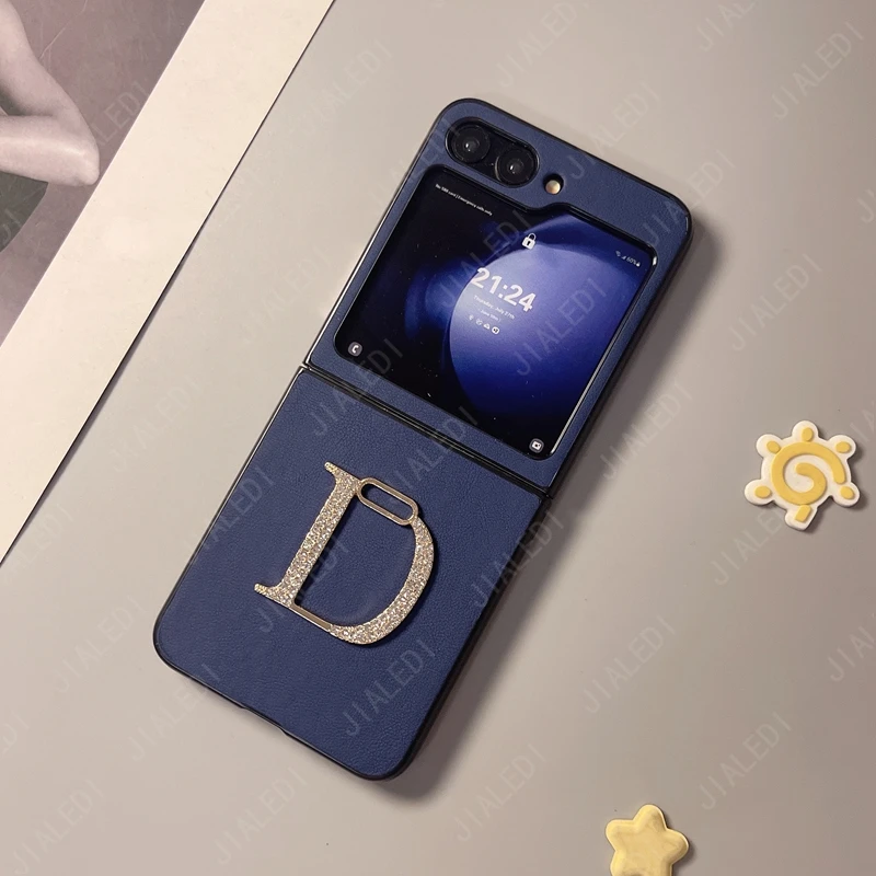 Modna bransoletka z diamentami, skórzane etui na telefon Samsung Galaxy Z Flip 6 5 4 3 z łańcuszkiem. — zdjęcie 4