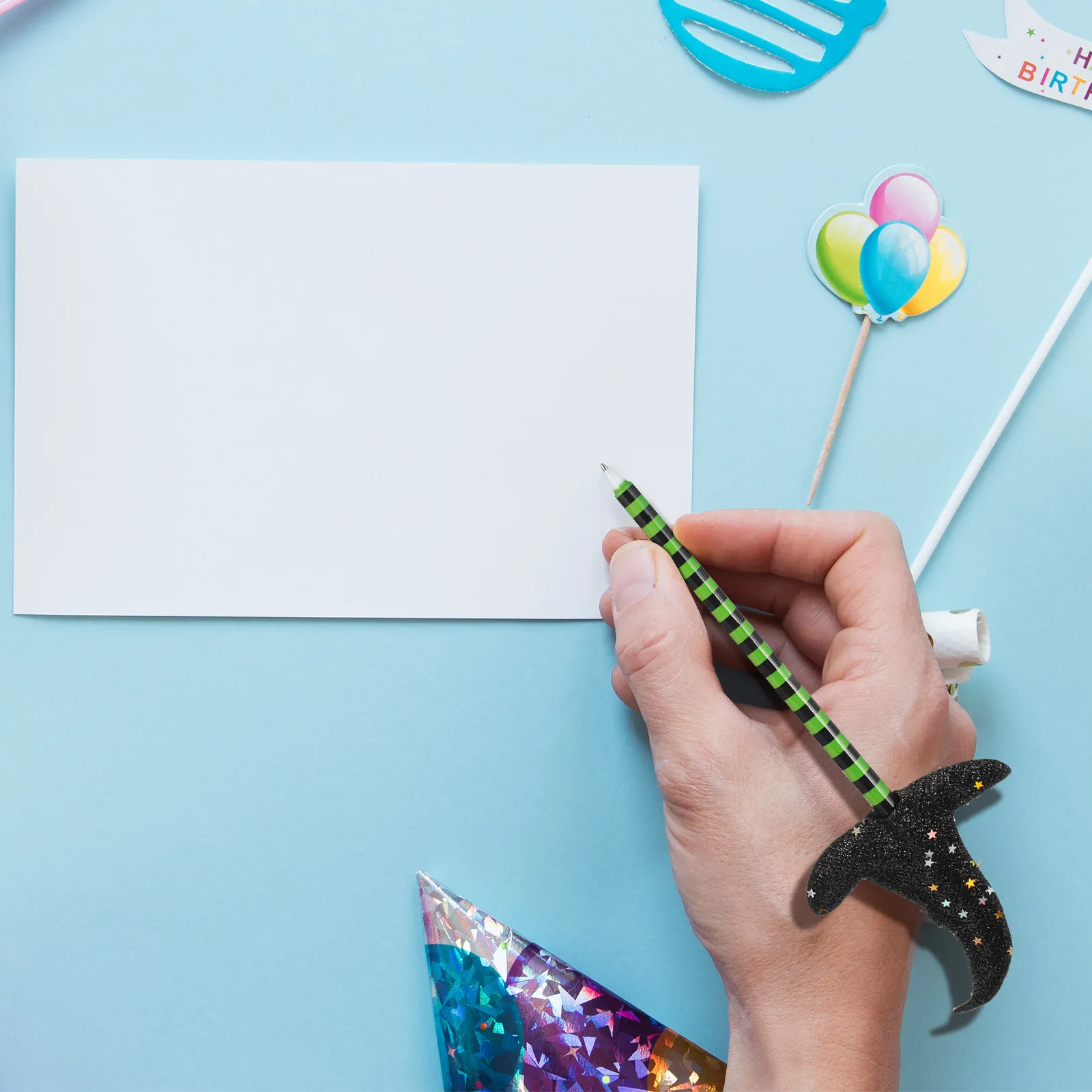 

18Pcs Novelty Cartoon Cute Ballpoint Pens Halloween Valentine's Day Theme Party Bag Fillers Kids Celebration Decorative Writing