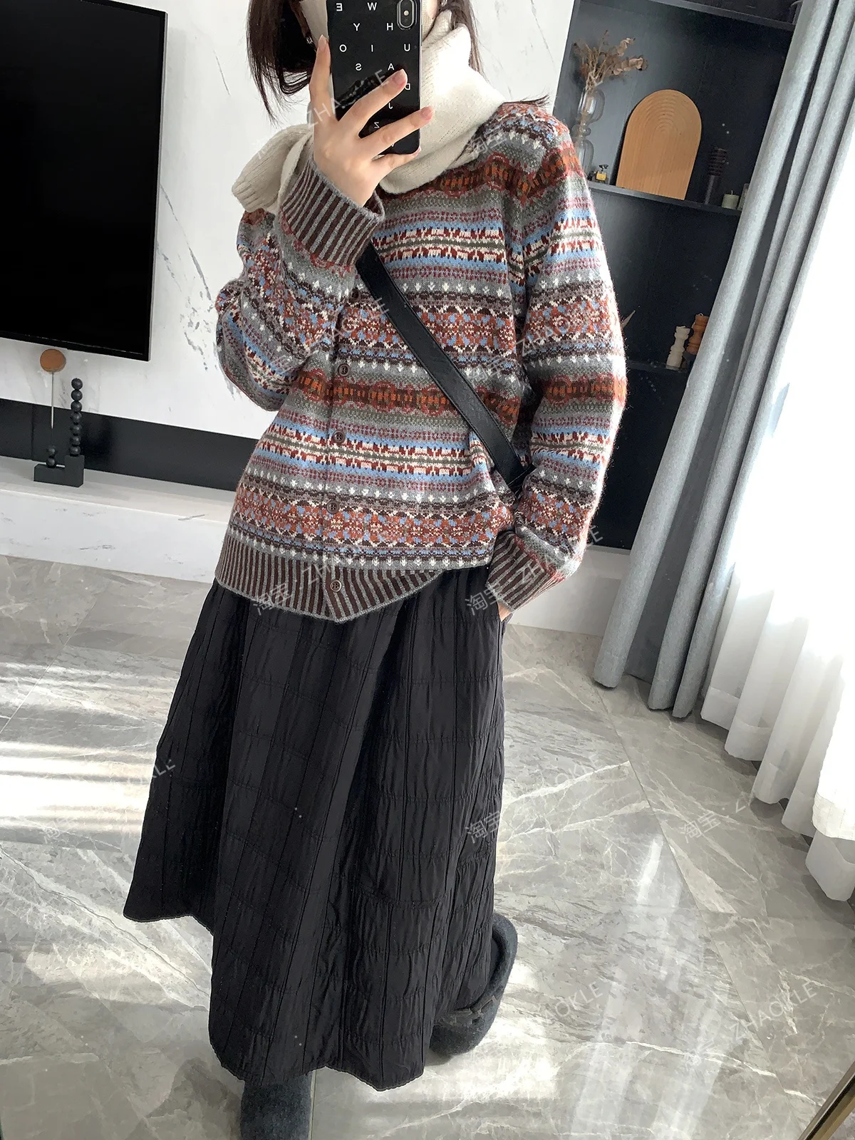 

Zhaolei Fair Isle Retro Floral Sweater Cardigan Spring 2026 Button round Ne Knitted Outerwear Commute Vintage Women's Faion
