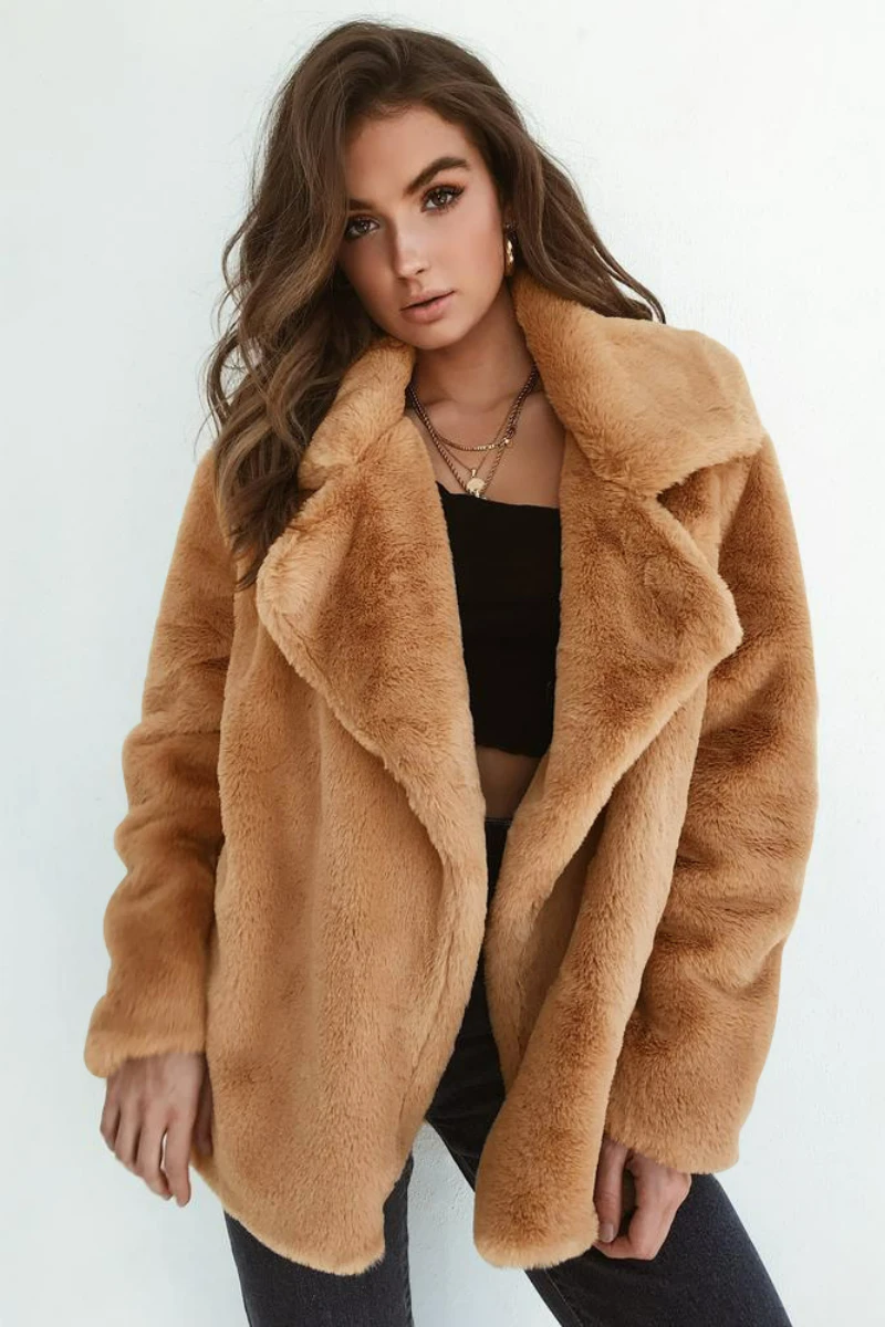 New Women Faux Fur Elegant Brown Shaggy Coats Autumn Winter Warm Plush Teddy Coat Streetwear Female White Furry Fluffy Jacket