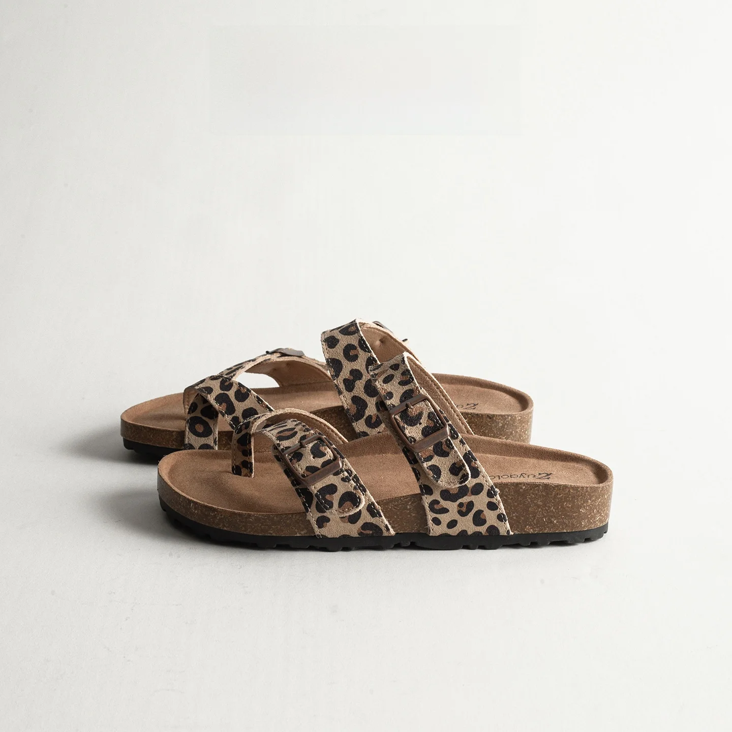 

Retro Genuine Leather Thick Bottom Leopard Print Women's Summer Outdoor Wear Buckle Toe Post Holiday Style Sandals