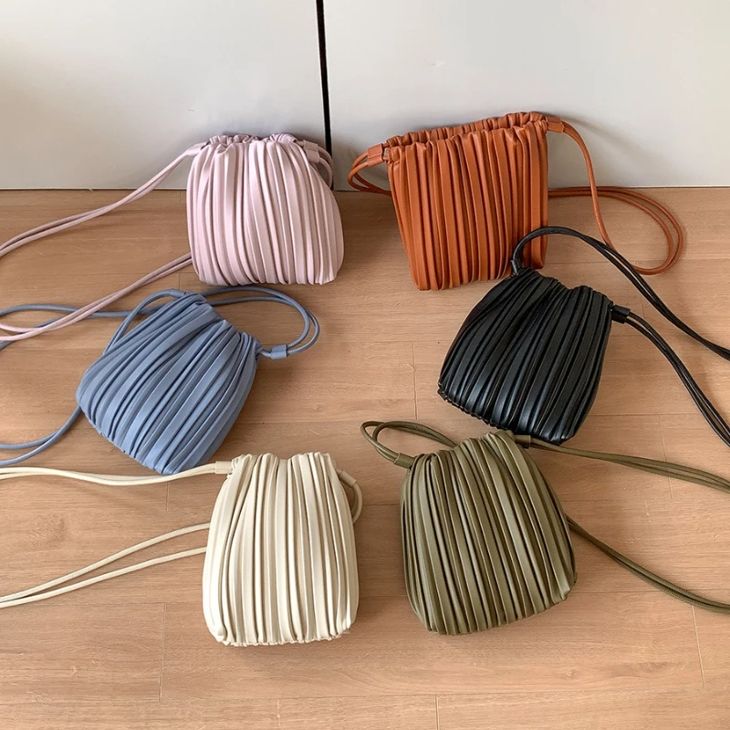 

Fashion Women Crossbody Bag New Highend Pleated Magnetic Buckle Small Square Bag Highquality PU Soft Leather Shoulder Phone Bag