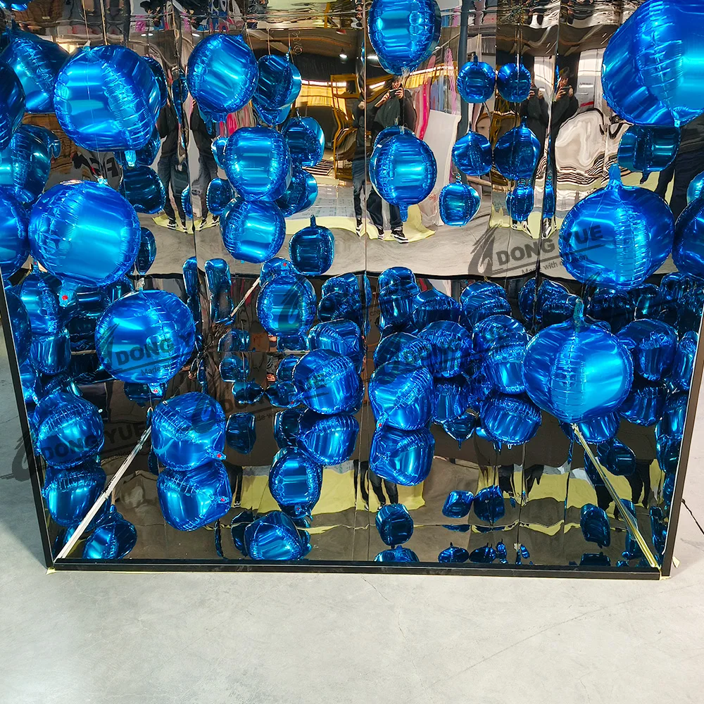 กล่องถ่ายรูปกระจกสแตนเลสแบบกำหนดเองของ Peiqi สำหรับงานแต่งงาน งานปาร์ตี้ ตกแต่งนิตยสาร กล่องถ่ายรูปกระจก