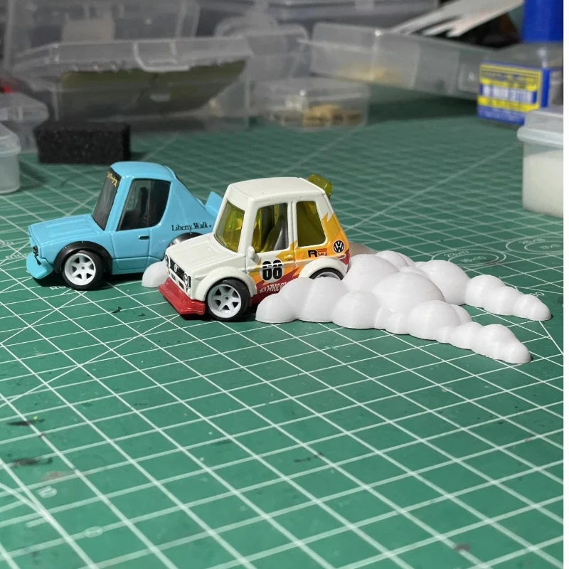 Piezas de efectos de humo de neumáticos a la deriva, modelo de garaje, decoración artesanal, accesorios de modificaciones en miniatura coleccionables, 1:64