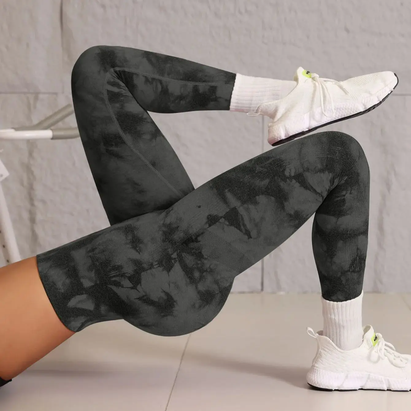 New Women Tiedye Gym Leggings Vintage Yoga Pants Scrunch Sports Fitness Tights High Waist Workout Training Athletic Leggins