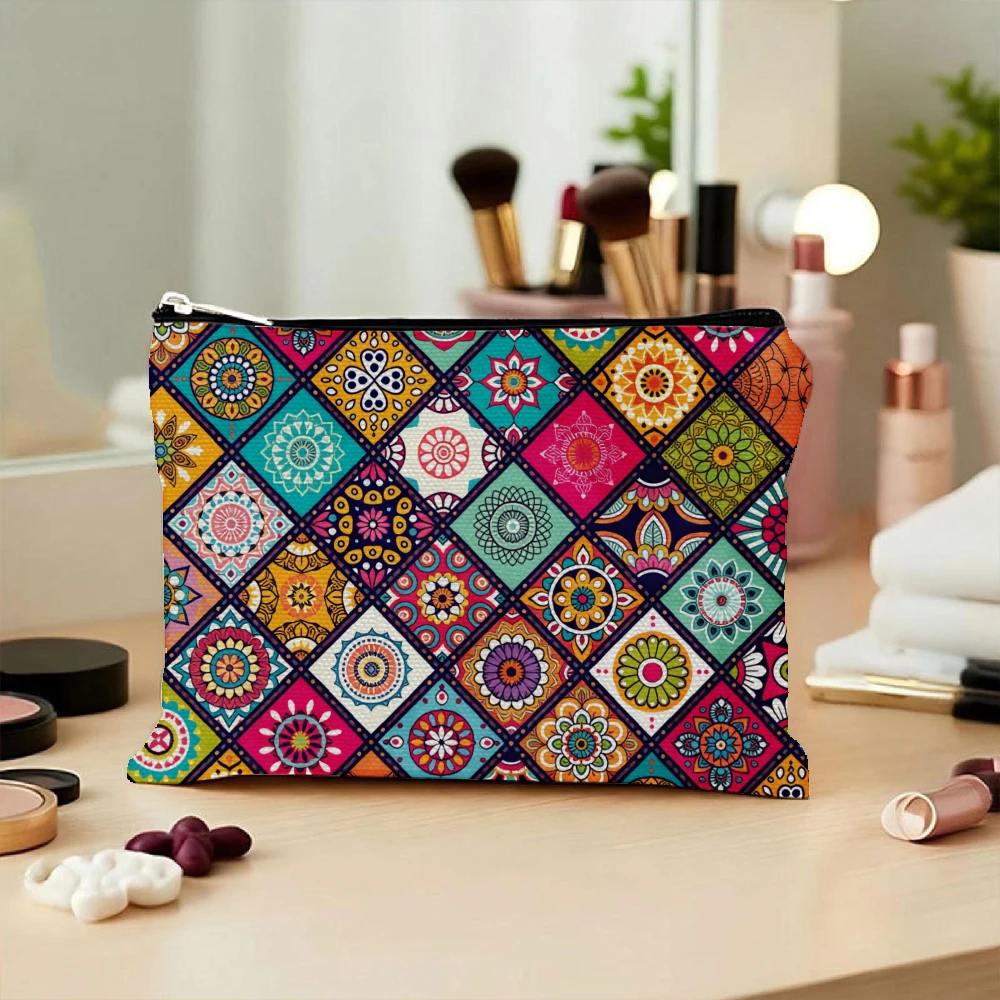 Colorful Geometric Pattern Fashion and Convenient Wash Bag Multi-color Mandala Print Travel Makeup Bag Suitable for Daily and