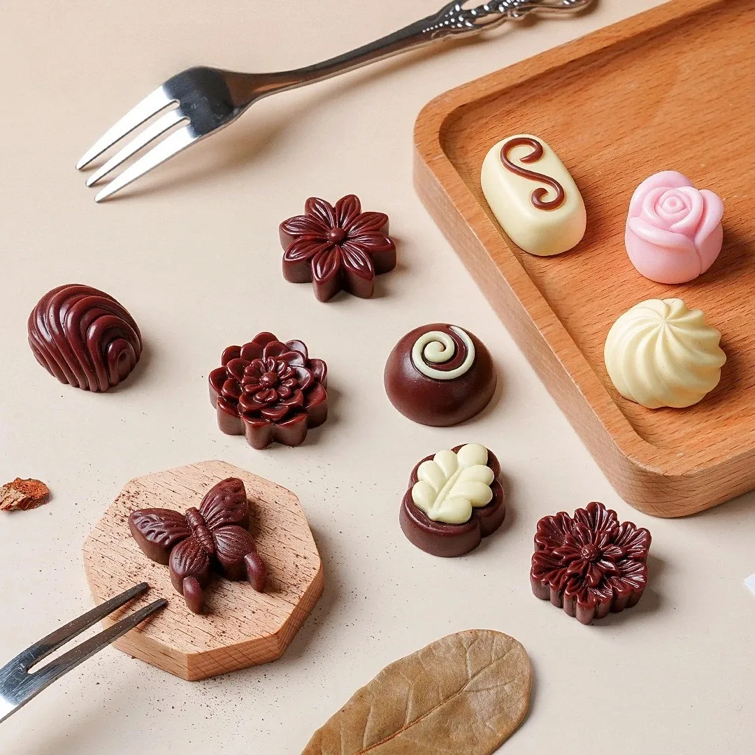 10Pcs Resin Simulation Chocolate Fake Food Play Flatback Cabochon Scrapbooking Craft DIY Hair Bows Accessories Phone Decoration