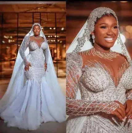 

Customized New Long-Sleeved Fishtail Lace Bride Gown With Chapel Train Printed Technique Elegant Royal Wedding Dress