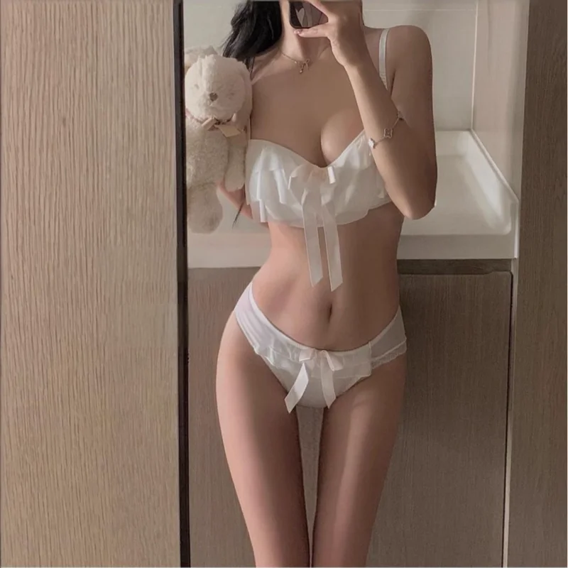 

Korean style hot girl sexy lingerie with small chest steel ring lace bow sweet bra set American style hot girl sexy lingerie set