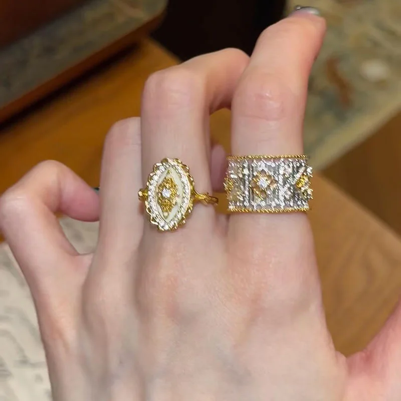 2pcs/set Vintage Brushed Diamond Wide Face Ring Design Classic Coin Style Flashing Diamond Index Finger Ring for Women Gift