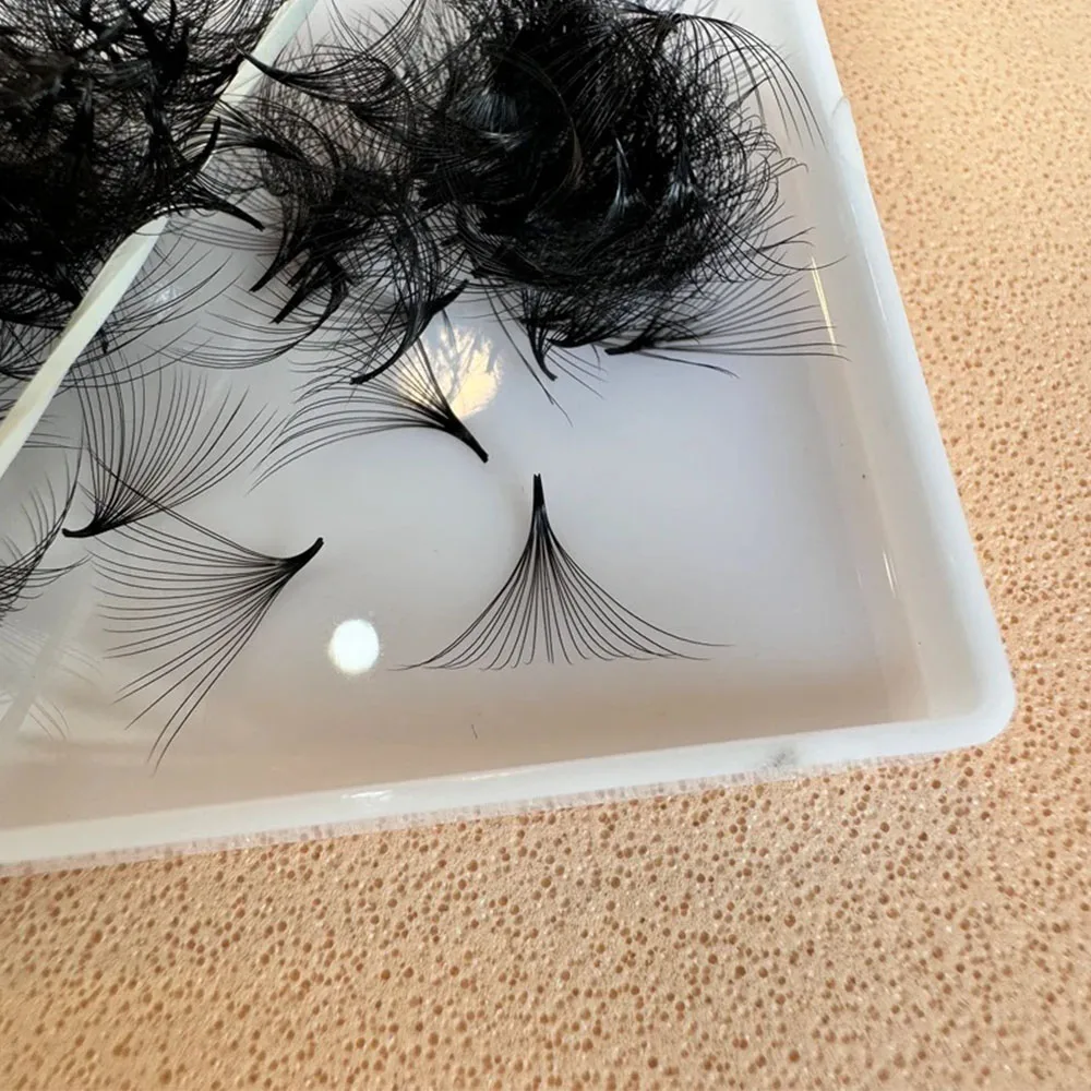 1000 ventilateurs cils en éventail lâche Extensions de cils Base pointue mince ventilateurs de cils préfabriqués tige moyenne cils de Volume russe pointus 4D-12D