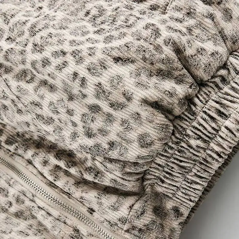 HKSH Niche Design Men Fleece Jackets Hooded Leopard Printed Fur Thick Padded Coats Thermal Contrast Color Male Chic Tops HK13733
