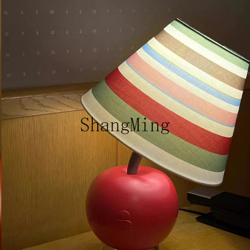 

CL unique creative living room bedroom bedside lamp atmosphere night lamp cute apple desk lamp