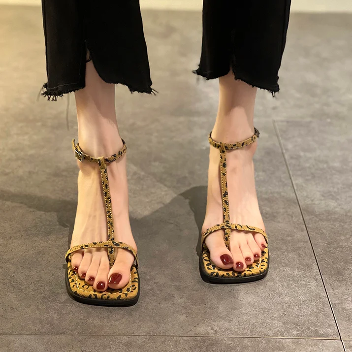 High Heel Sandal for Women Med Suit Female Beige Summer Shoes Cross-Shoes High-heeled Medium Black Block Girls 2024 Fashion New