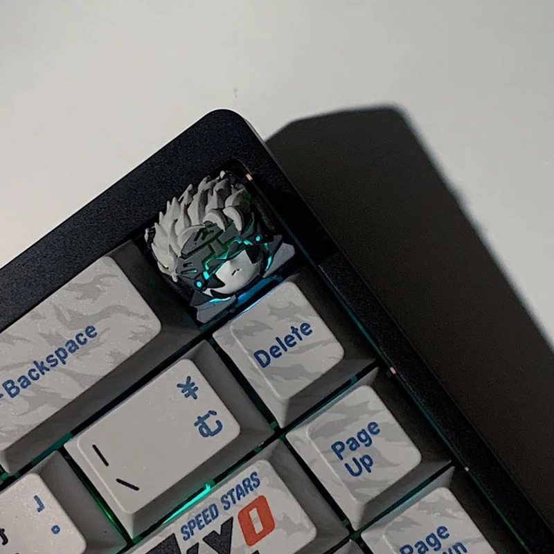 1pc Aquilek Anime Resin Keycaps MX Switches for Mechanical Keyboard Translucent Custom Cute Gaming Keyboard Accessories Gift