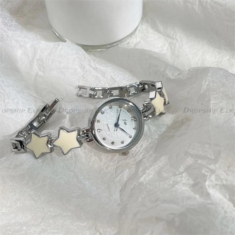 

Женские маленькие и милые кварцевые часы со стальным ремешком, женские серебряные наручные часы высокого качества, винтажные женские часы