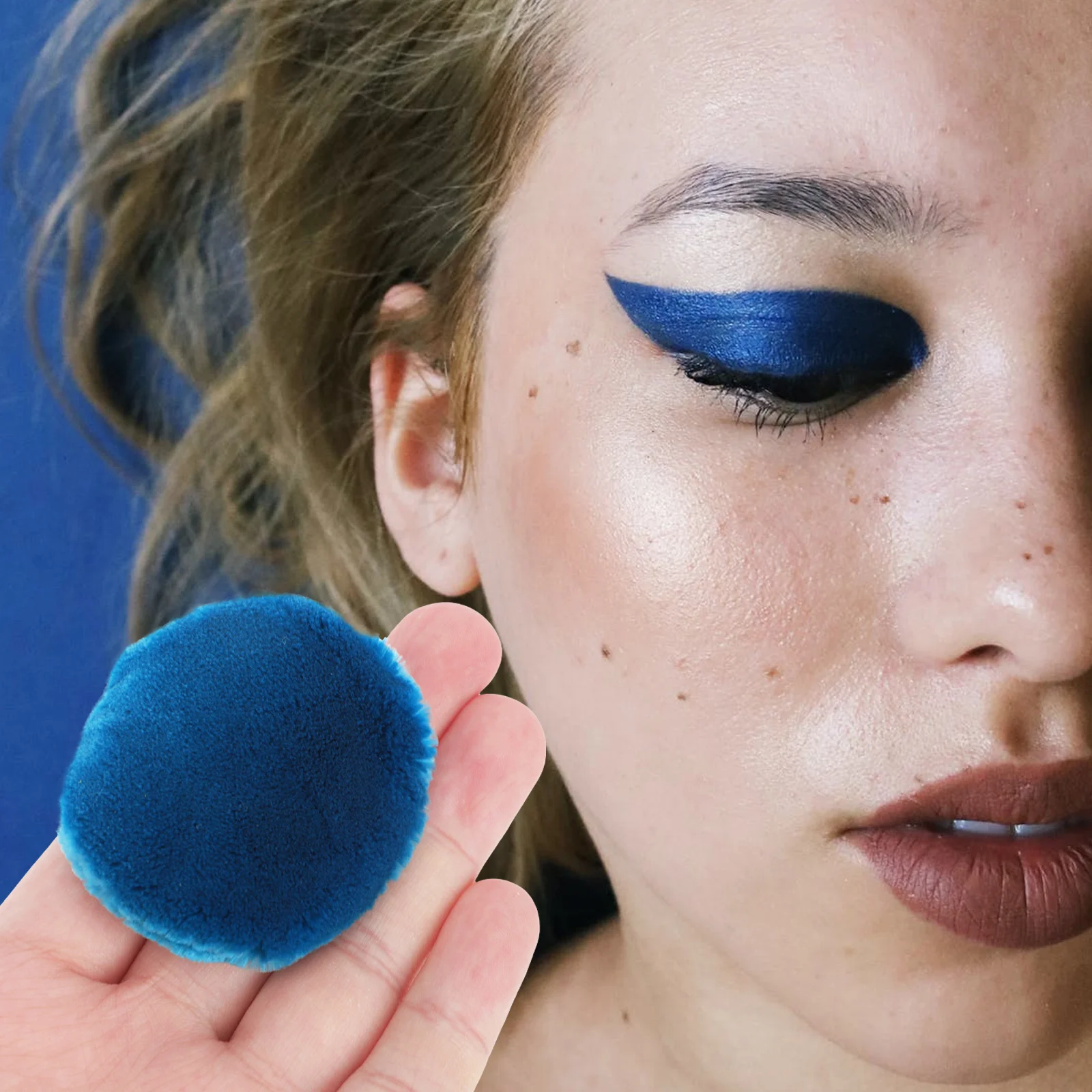 

2PCS Powder Blue Face Makeup Sponge Cheeks Blush Beauty Makeup Pads Daily Gifts