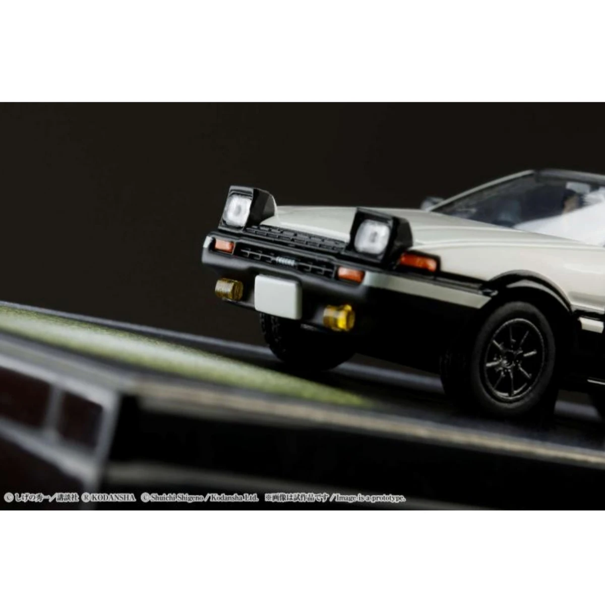 Hobby Japan 1:64 AE86 Initial D Diecast Model Car