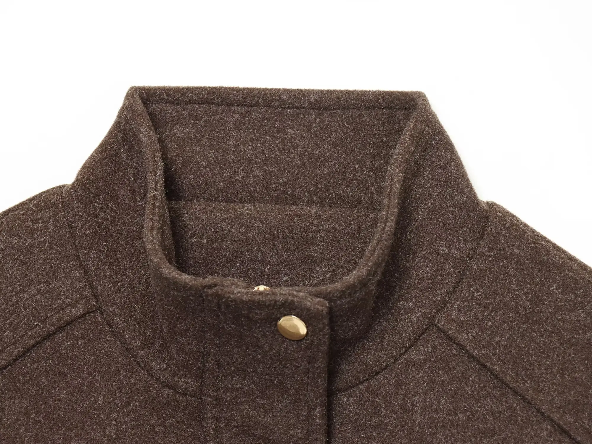 سترة ذات ياقة واقفة ناعمة لعام 2025 أنيقة وعصرية ونمط جديد مريح، ملابس مكتبية، كاجوال متعددة الاستخدامات، عتيقة، خارجية حسية