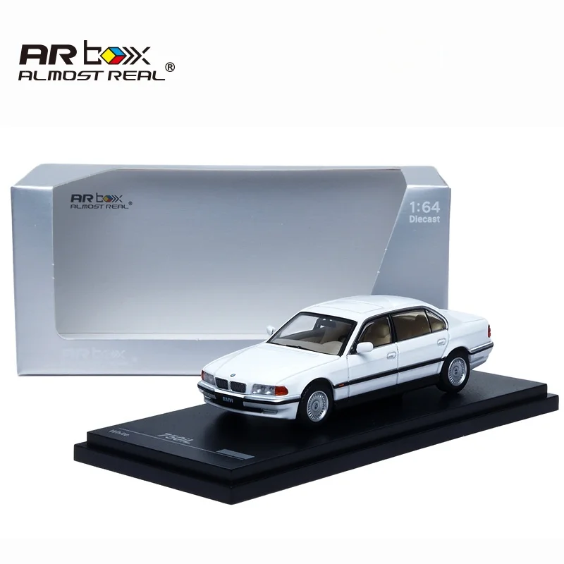 AR box 1: 64 750IL E38 car alloy model