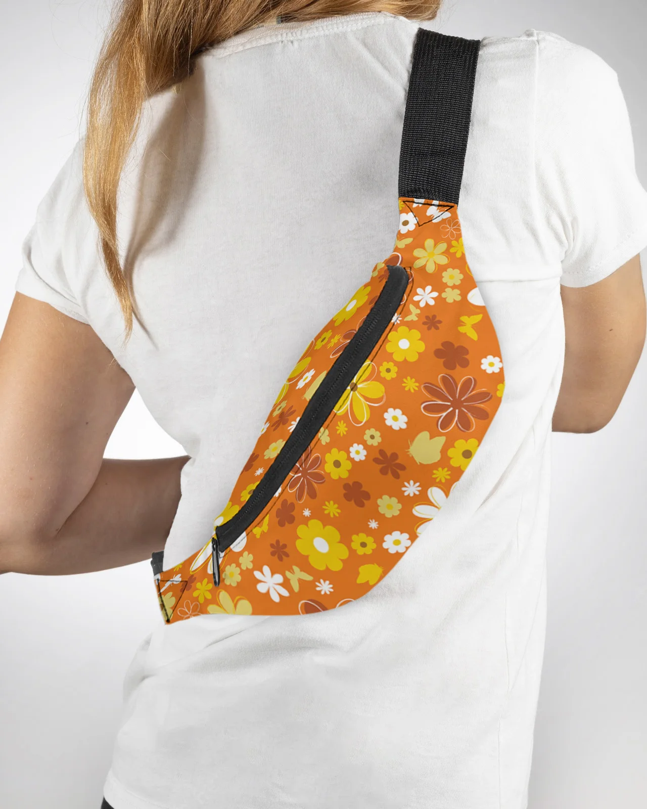 

Orange Little Daisy Flower Men Women Waist Bag Fanny Pack Purse Large Phone Belt Bag Wallet Pouch Waterproof Banana Hip Bags