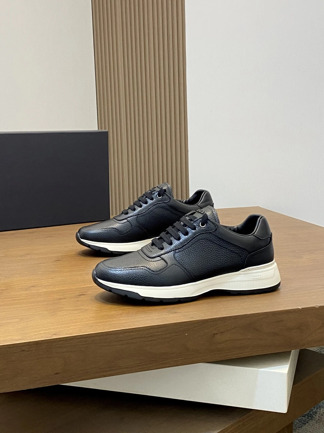 BLLIYOSS Men's Shoes 2026 SS New Calf leather stitching Leather Sports comfort High-Quality Outdoors European Big Size 38-46