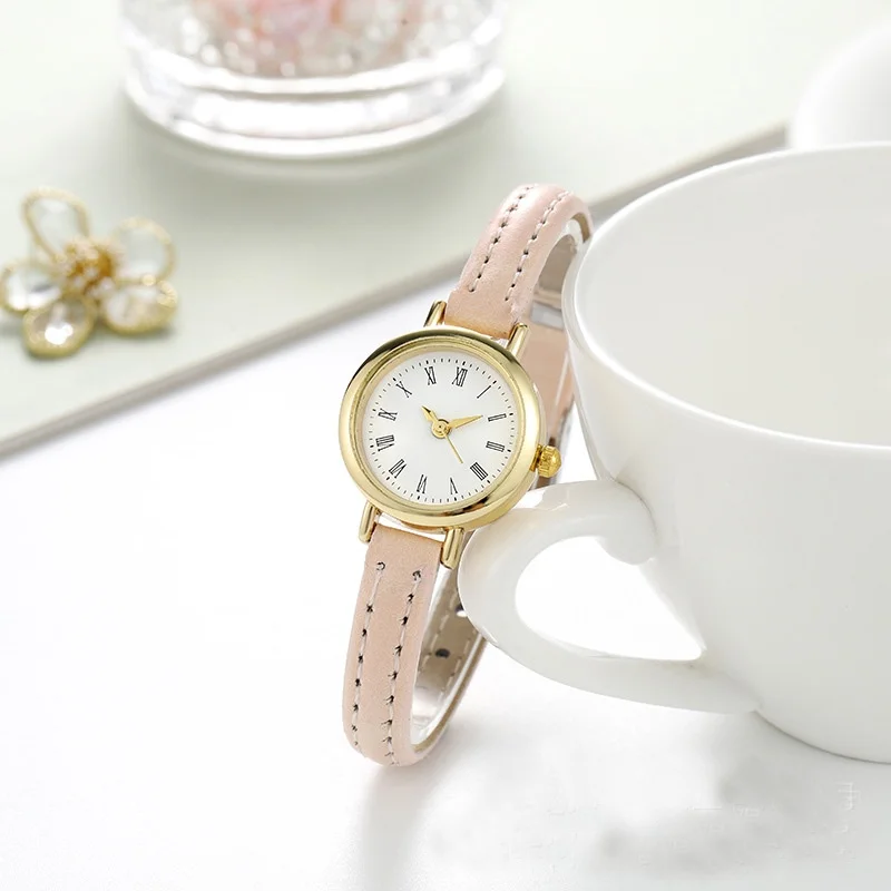 Vrouwen Temperament Romeinse Schaal Quartz Horloge Nieuwe Lady Fashion Riem Polshorloge