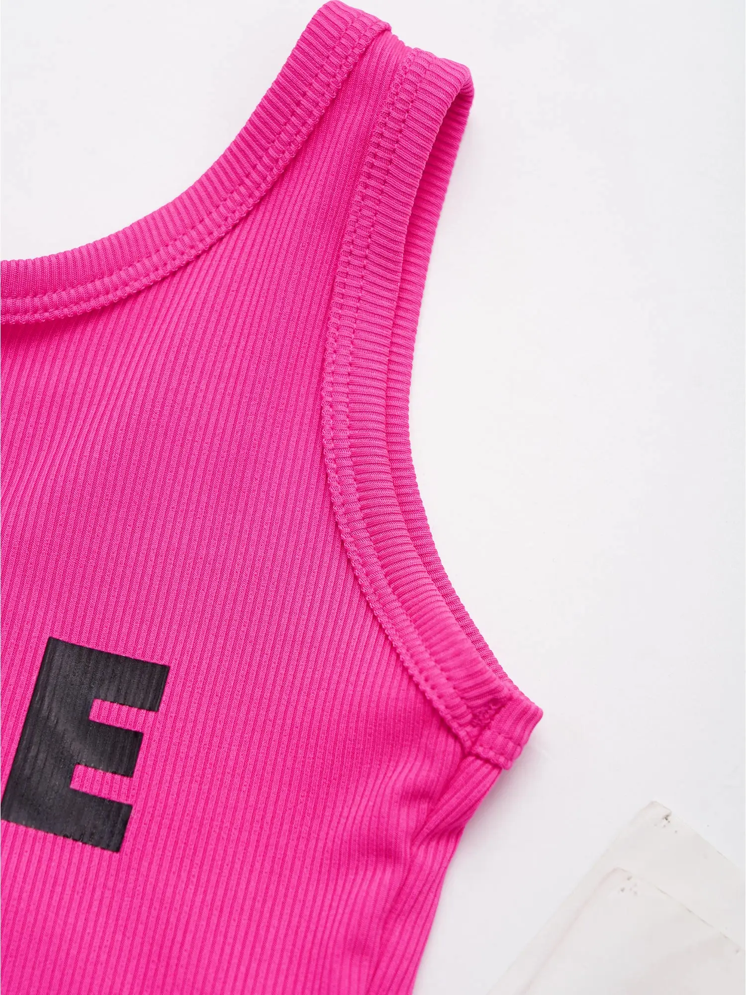 Costume da ballo di strada per ragazze Hiphop Top corto lavorato a maglia Stampa di lettere Gilet sportivo a costine Canotta incrociata sul retro Yoga Streetdance