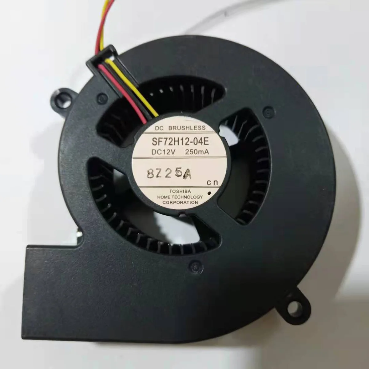 

Оригинальный вентилятор для проектора SF72H12-04E EB-400W/410W/S5/X5/X68/1810/1820