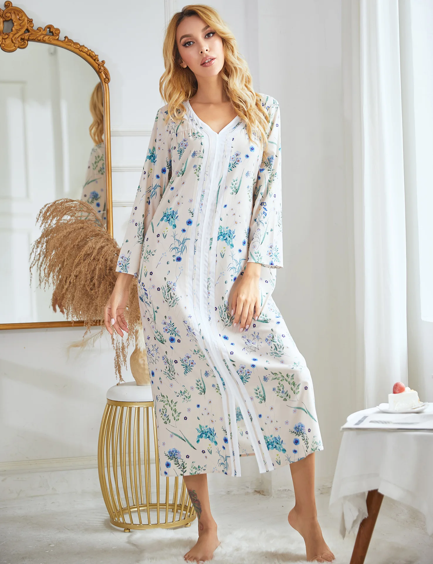 Women's Pajamas Mini Nightgowns V-Neck Nightdress Print Sleepwear Nightwear Dress Sexy Lingerie Gown Robe Homedress Home Dress