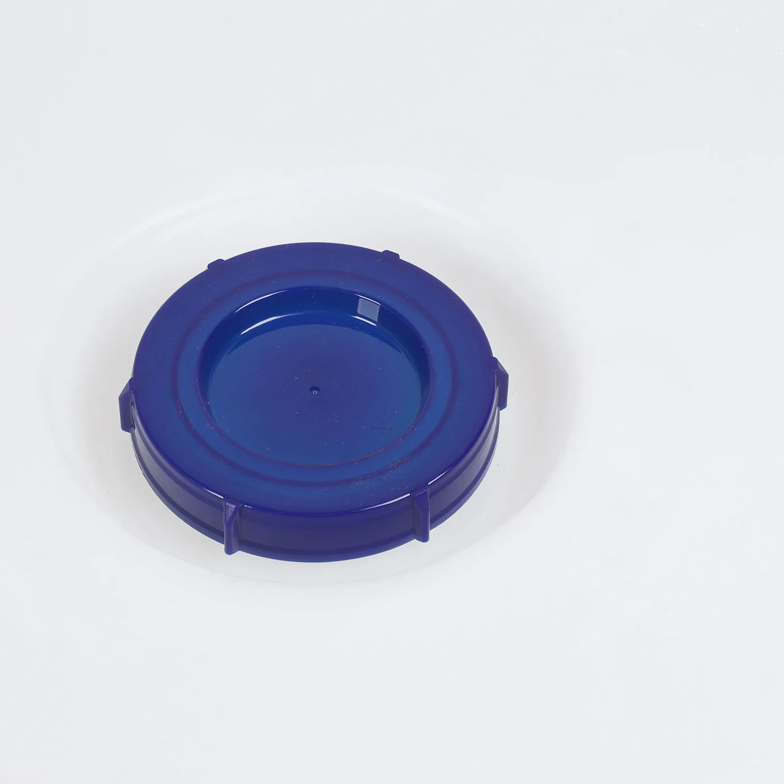 18.5 Gallon RV Water Storage Tank 20.28x20.28x10.24in Portable LLDPE Water Holding Tank for Trailer Camping Vehicles Boat Yacht