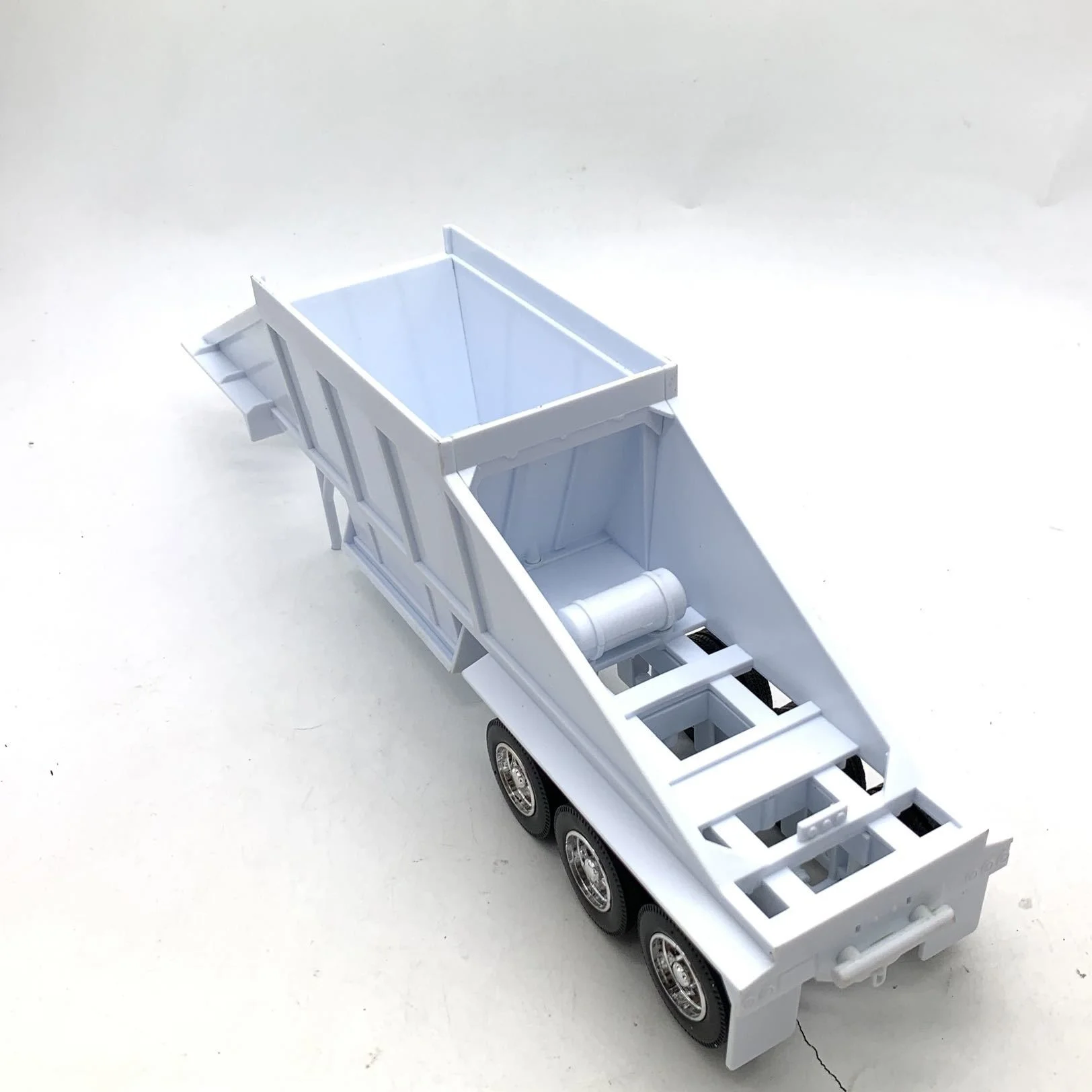 The New Special Die Casting Material 1/32 Truck Trailer Length 38cm Toys For Children