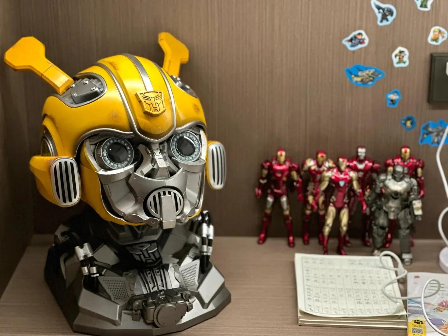 1/1 Marvel Mk50 Iron Man Helmet Remote And Voice Control Autoking Helmet BUMBLEBEE Iron Man Automatic Mask With Led Light Figure