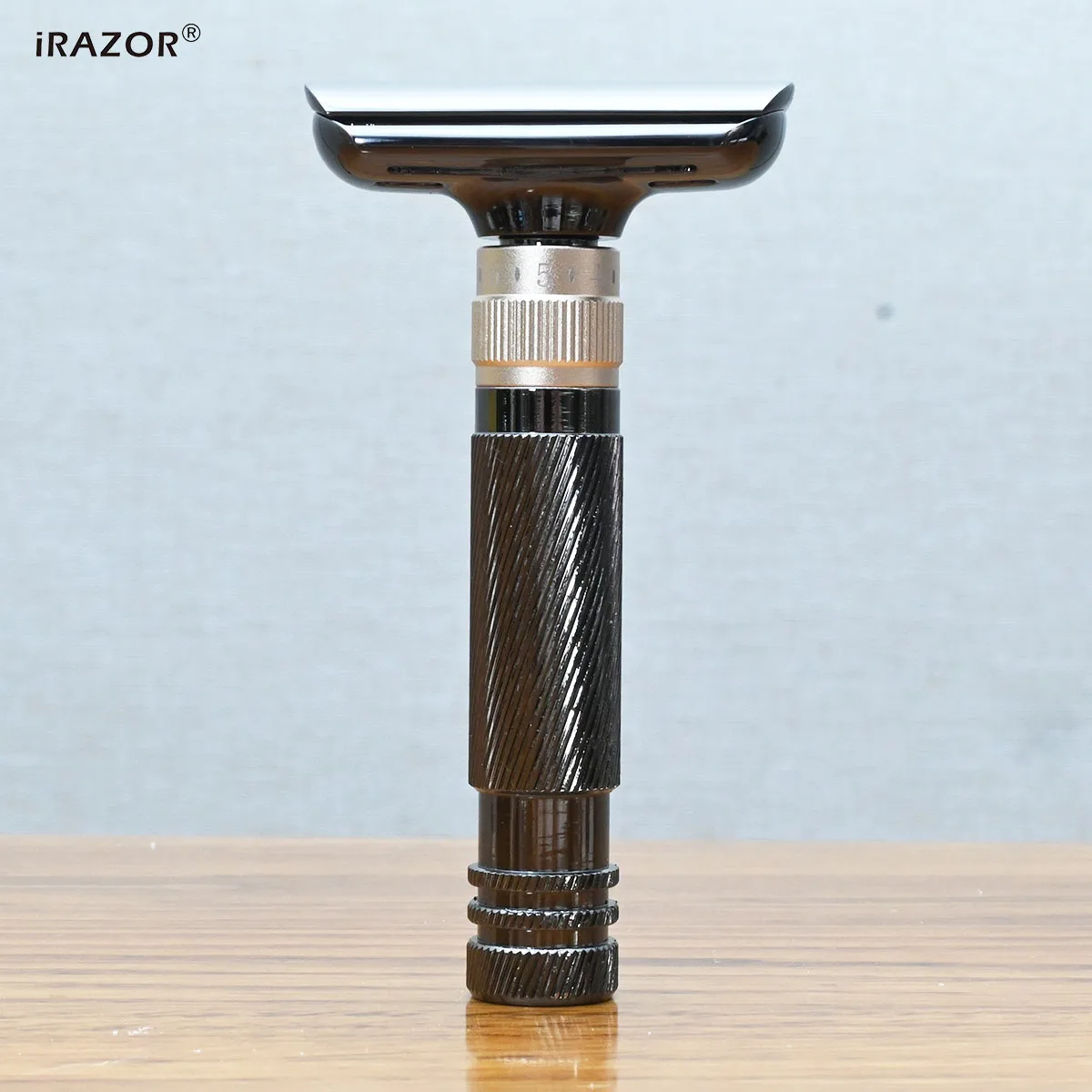 iRAZOR New Adjustable Double Edge Safety Razor Mens Classic Shaver With 5 Blades Good Gift for Husband Father Christmas Birthday