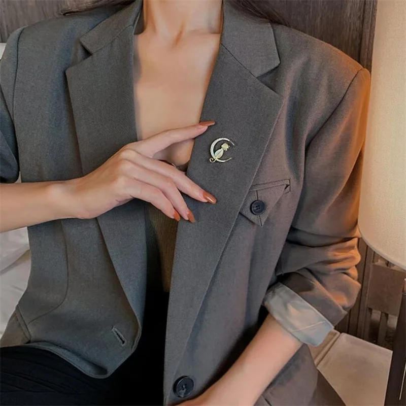 Elegant Rhinestone Fashion Cat Cute Brooch For Women Luxury Anti-glare Accessories Brooches Opal Clothing Wedding Party Pins