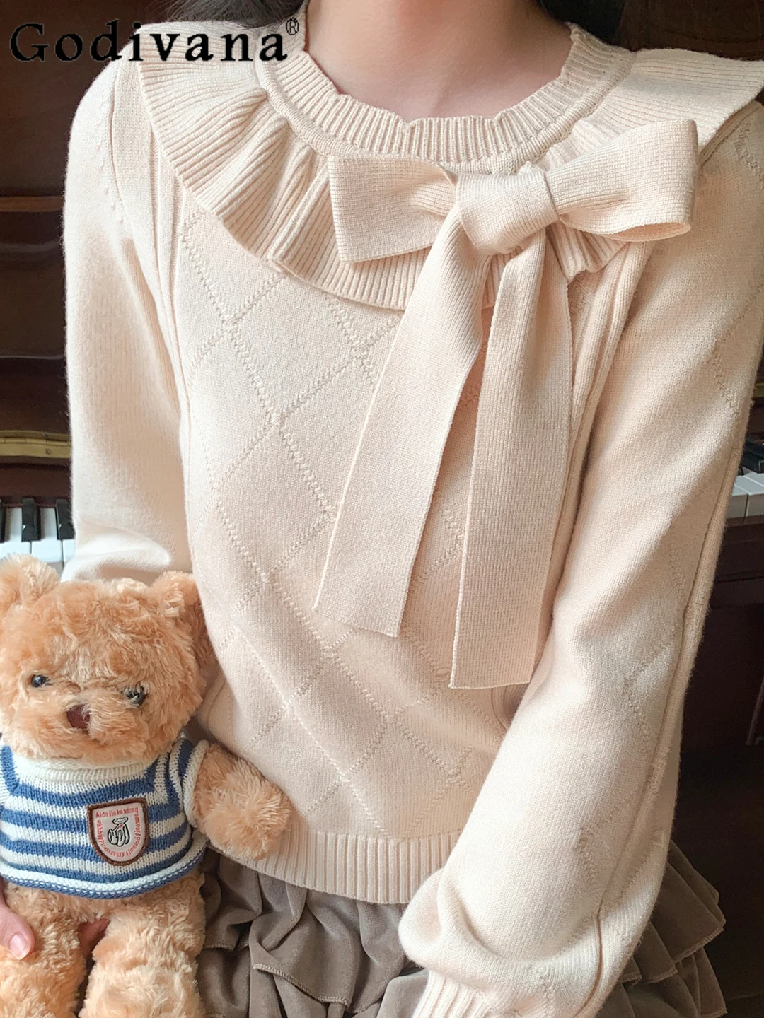 

Lolita Inner Wear Ruffled Round Neck Bow Long Sleeve Base Shirt 2025 Autumn Winter Sweet Cute Versatile Top for Women