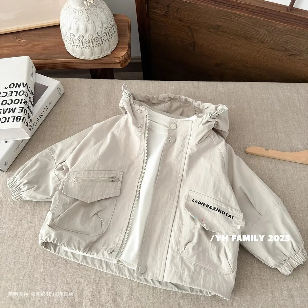 Children's Spring and Autumn Jacket Fashionable Hooded Zipper cardigan Versatile Top Boys' Solid Color Jacket